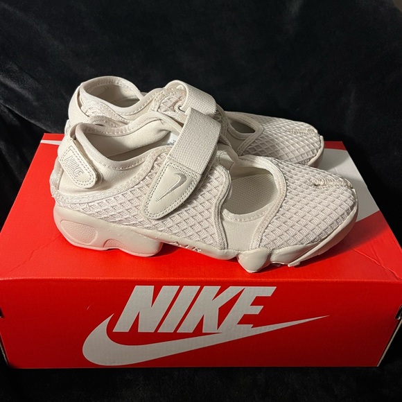 Nike Rift - Picture 2 of 7